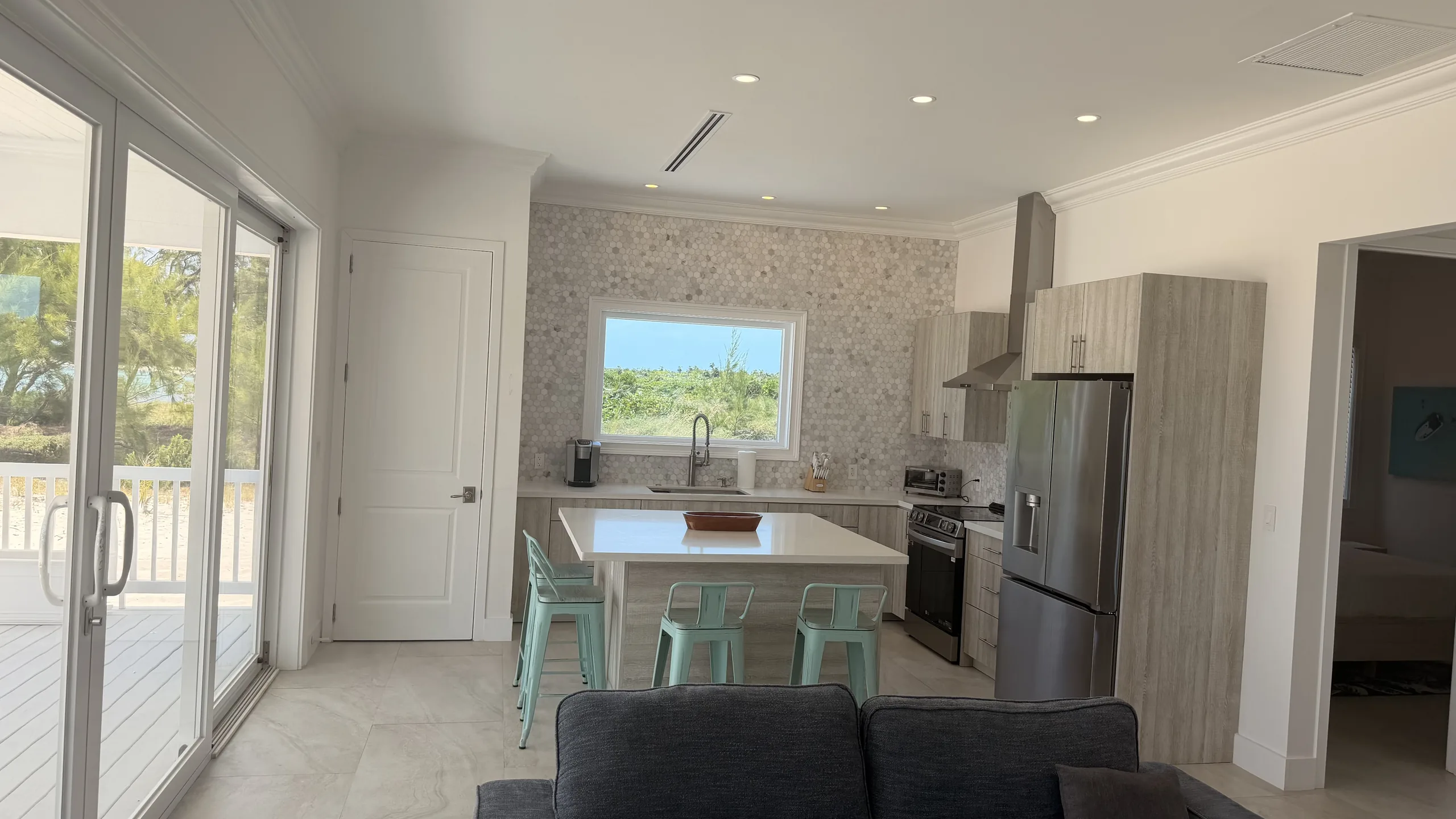 Azure Sky Villa at Coconut Bay, photo 2