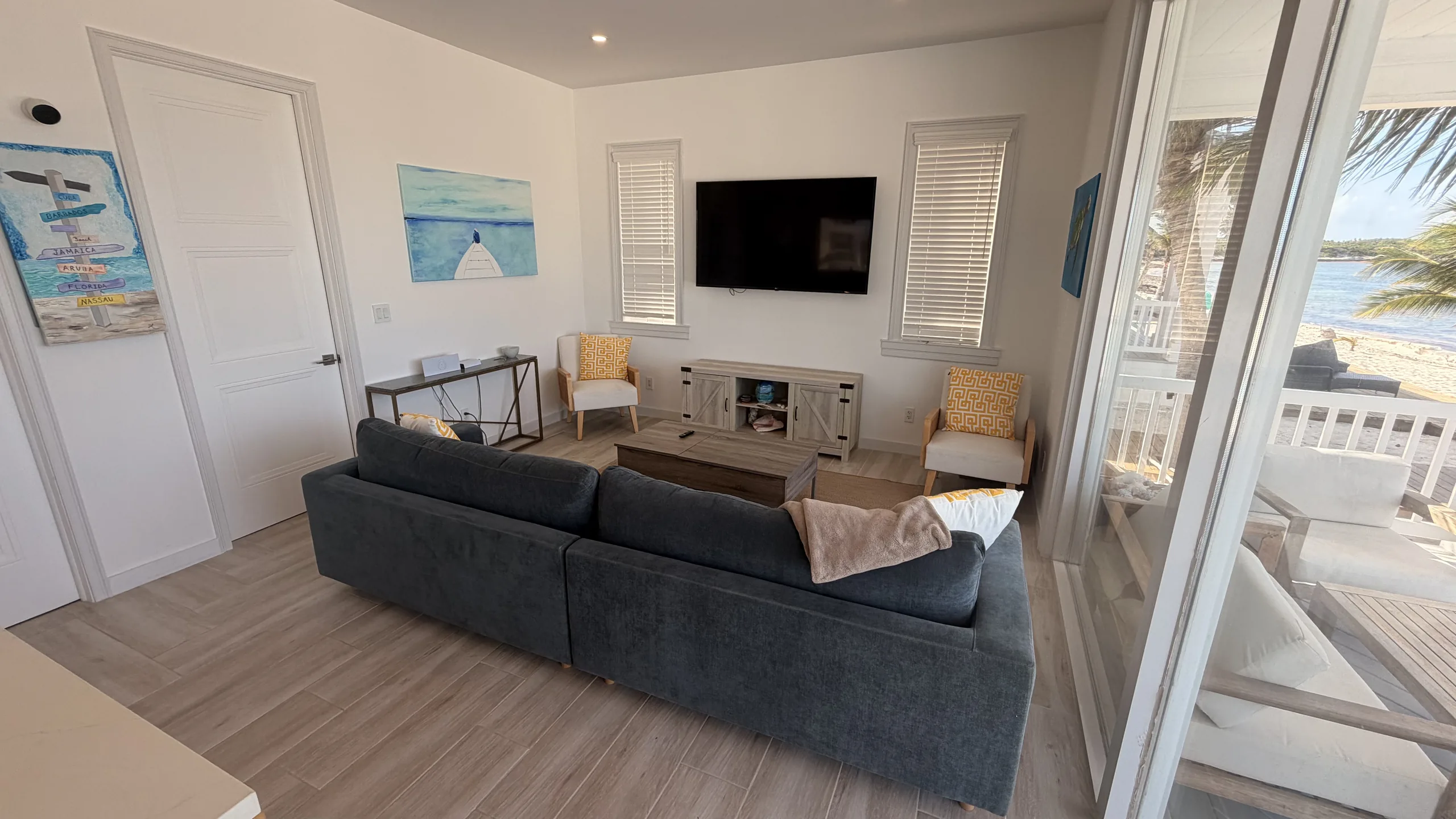 Oceanfront Villa photo 3