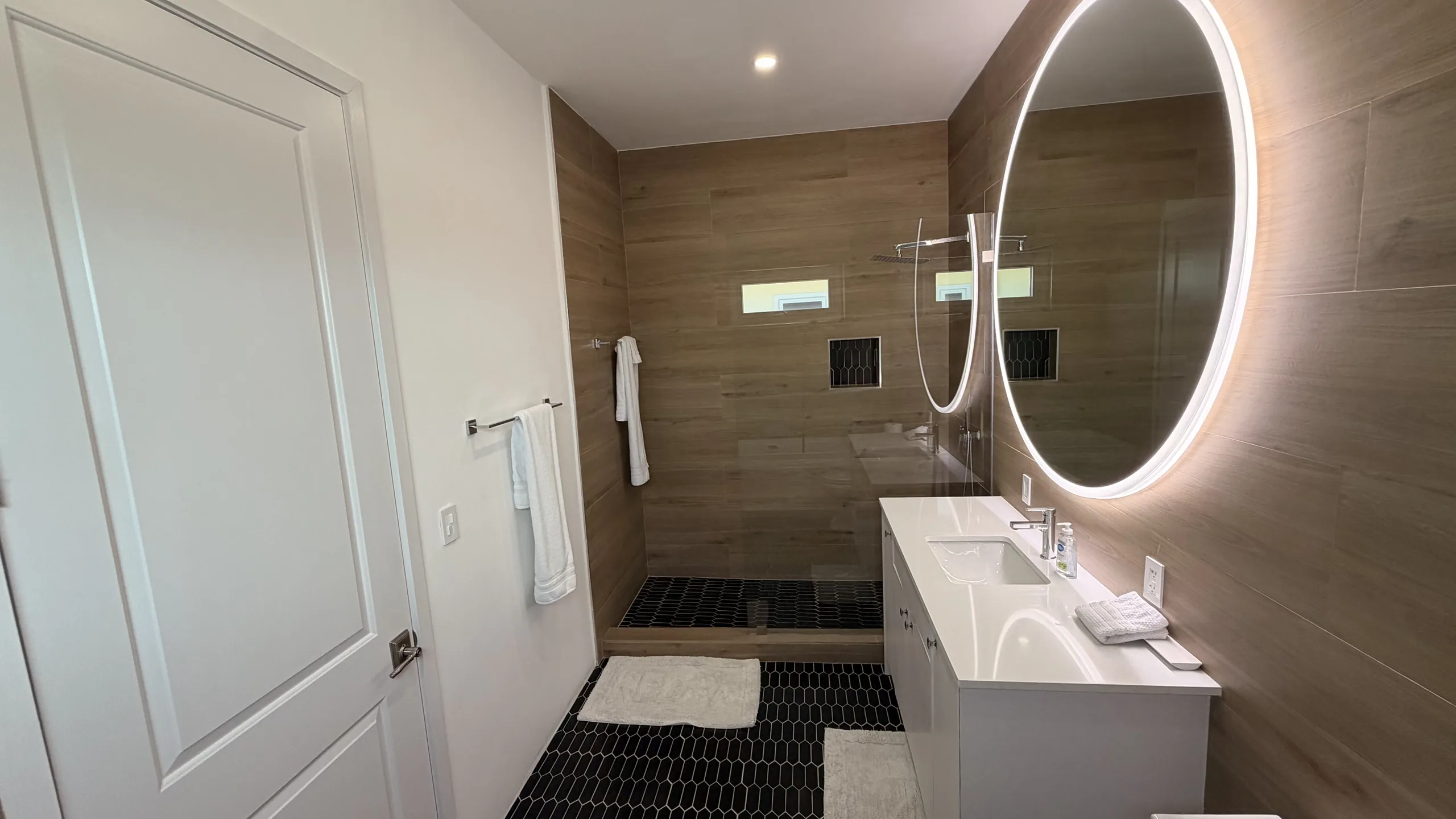 Tidewater Villa at Coconut Bay, photo 4