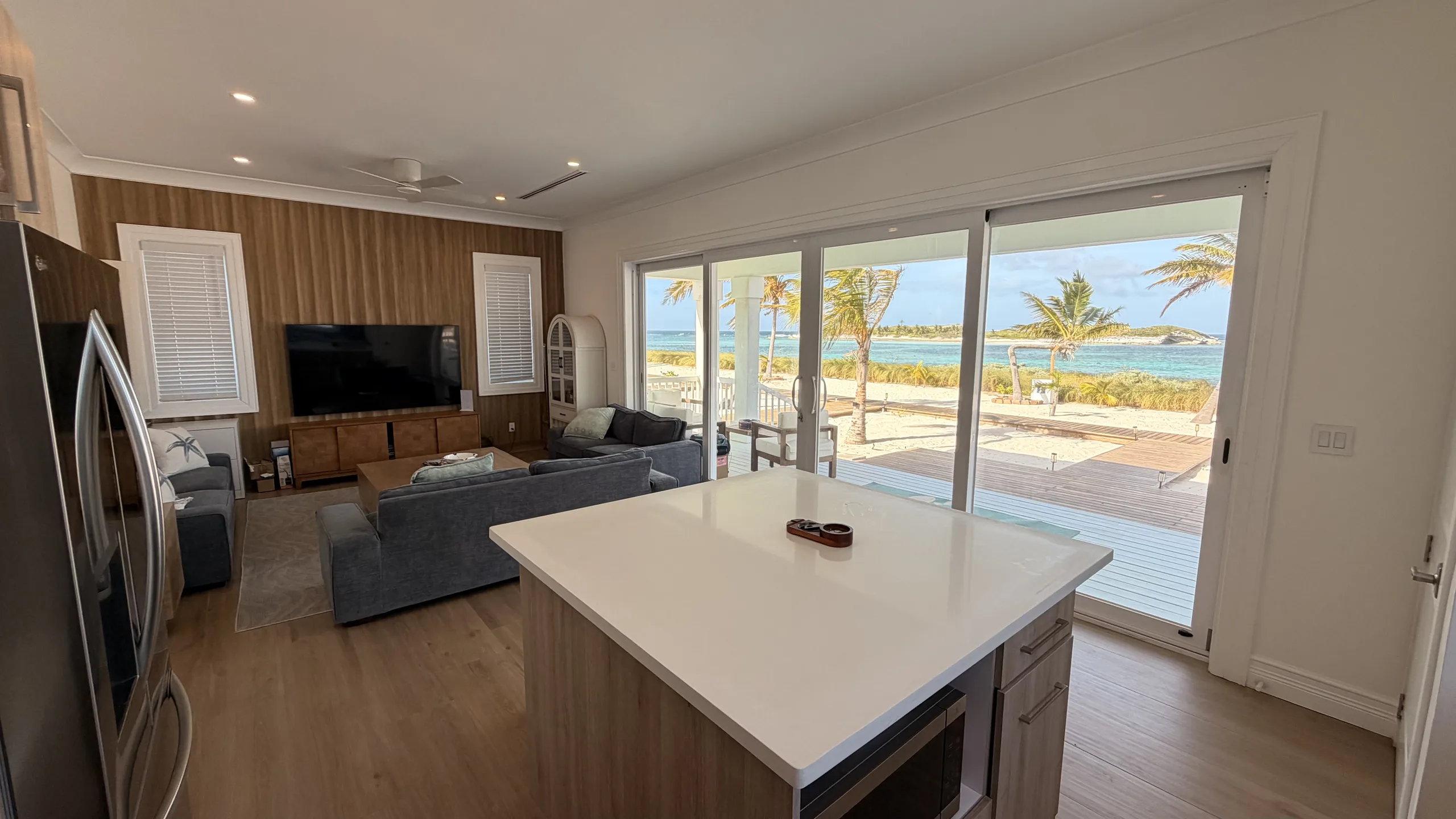 Island Light Villa at Coconut Bay, photo 3